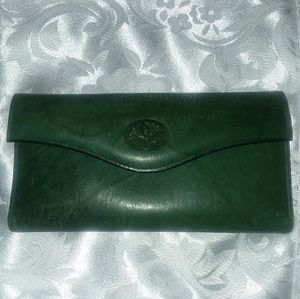 Buxton green cowhide wallet